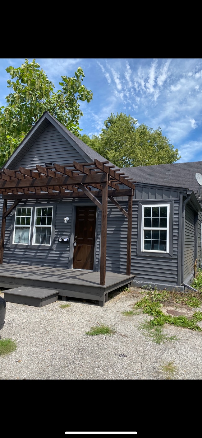 Photo - 1033 N Belmont Ave