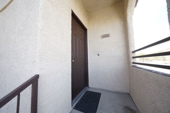 Photo - 2291 W Horizon Ridge Pkwy Unit 4220