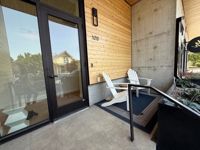 Photo - 116 N Bozeman Ave