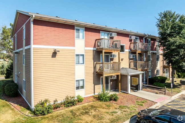 Building Photo - Prairie Winds Apartments