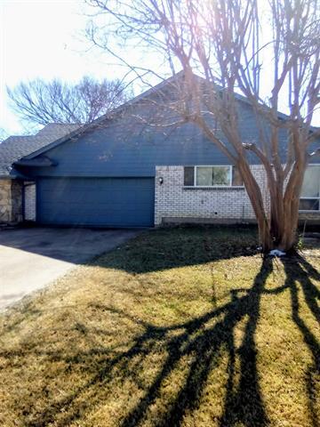 Photo - 2800 Hedgeway Dr