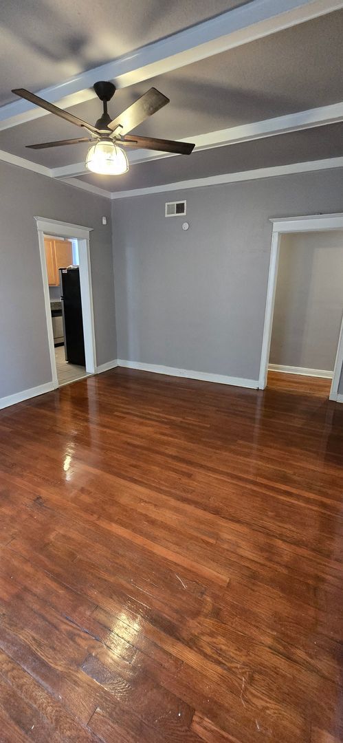 Photo - Spacious Two Bedroom Condo in the Barwick-Large Kitchen-Renovated Bathroom