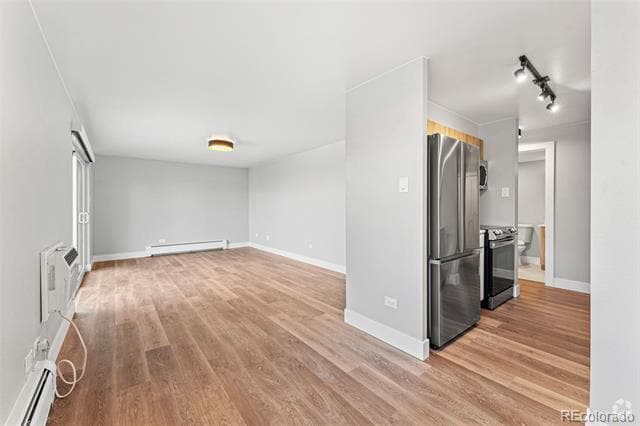 Building Photo - 2508 E 11th Ave Unit 407 Rental