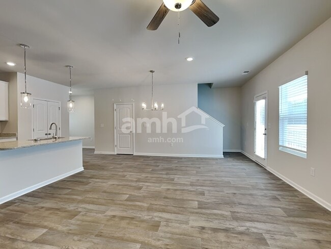 Photo - 3264 Emberly Dr