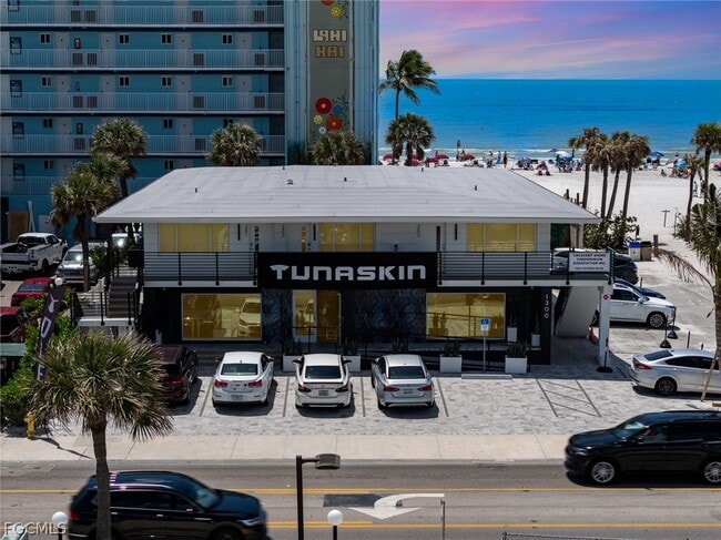 Building Photo - 1300 Estero Blvd Unit 205