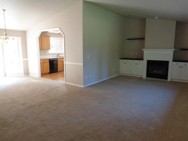 Photo - 3315 8th St NW