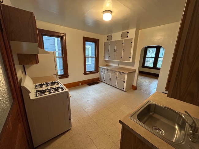 Photo - 2934 N Bremen St Unit 2934 N Bremen St