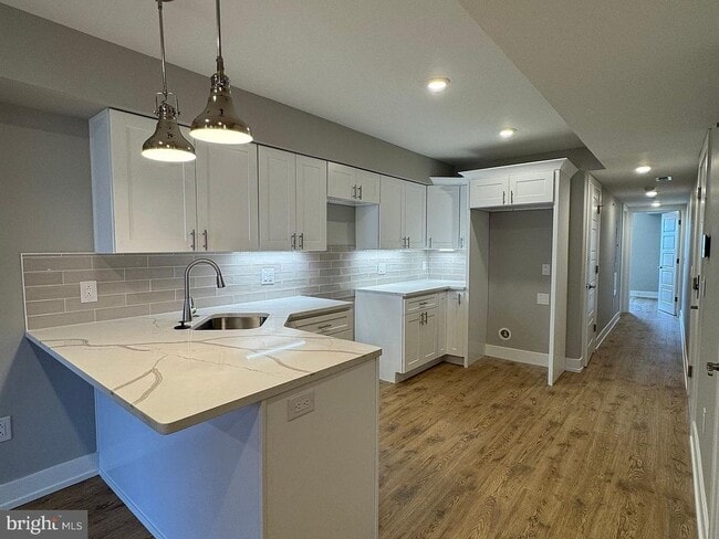 Building Photo - 2402 N 2nd St Unit 3 Rental