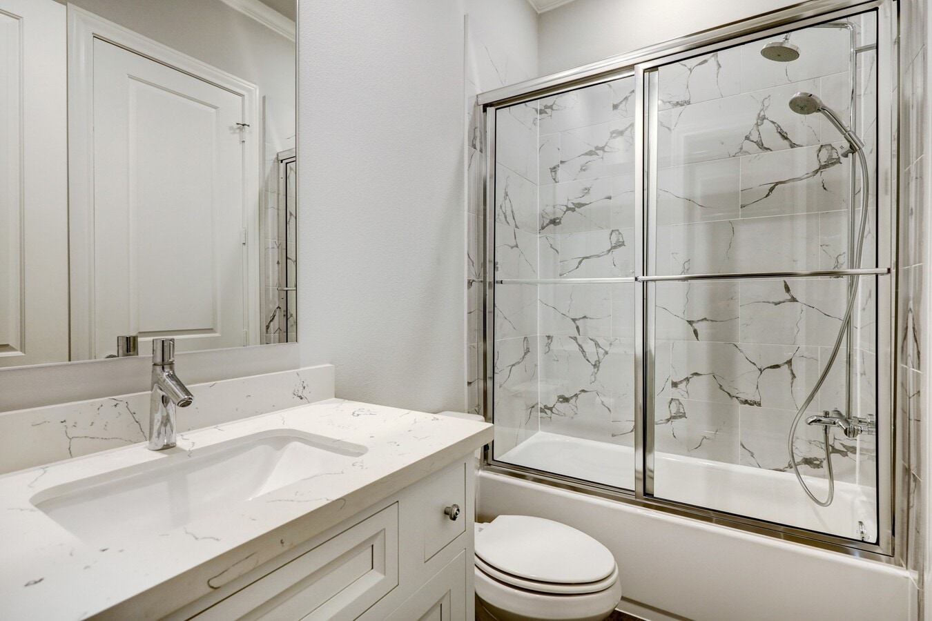 Photo - 6103 Alexandra Grove Pl