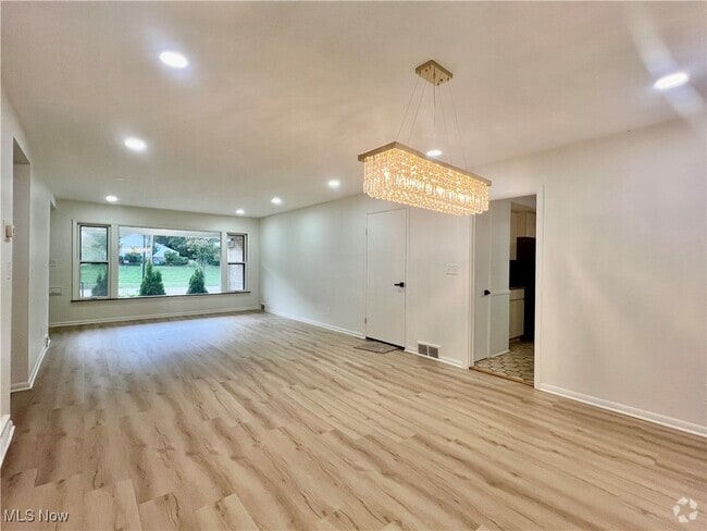 Building Photo - 2331 Milton Rd Rental