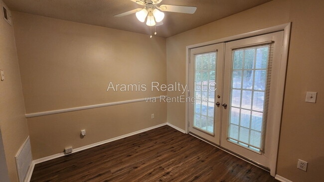 Photo - 2320 Highpoint Rd