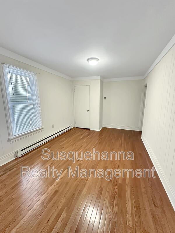 Photo - 173 E Derry Rd Unit 2nd Flr.