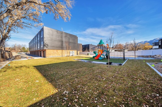 Photo - 884 E Rowley Dr Unit 103