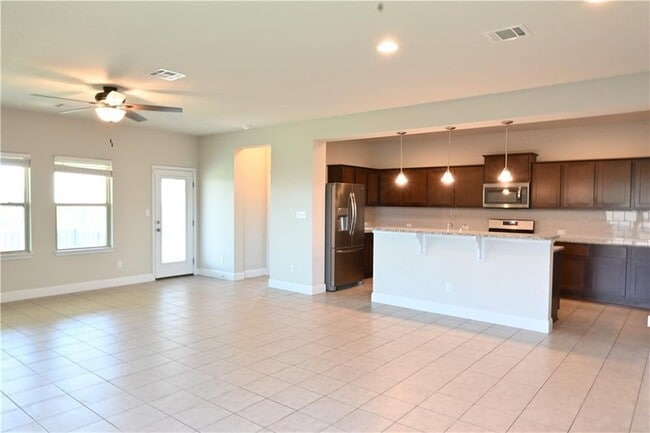 Photo - 124 Gray Wolf Dr
