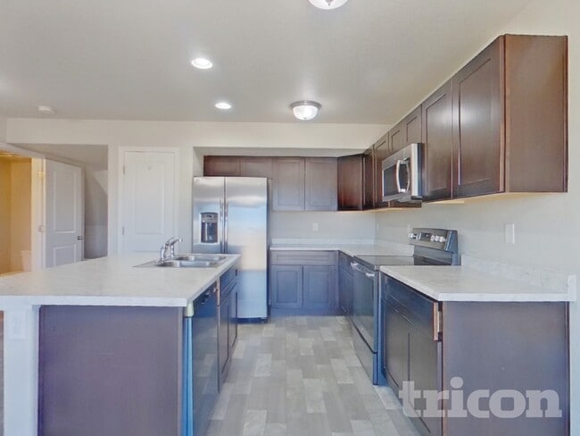 Photo - 705 Grissom Dr.