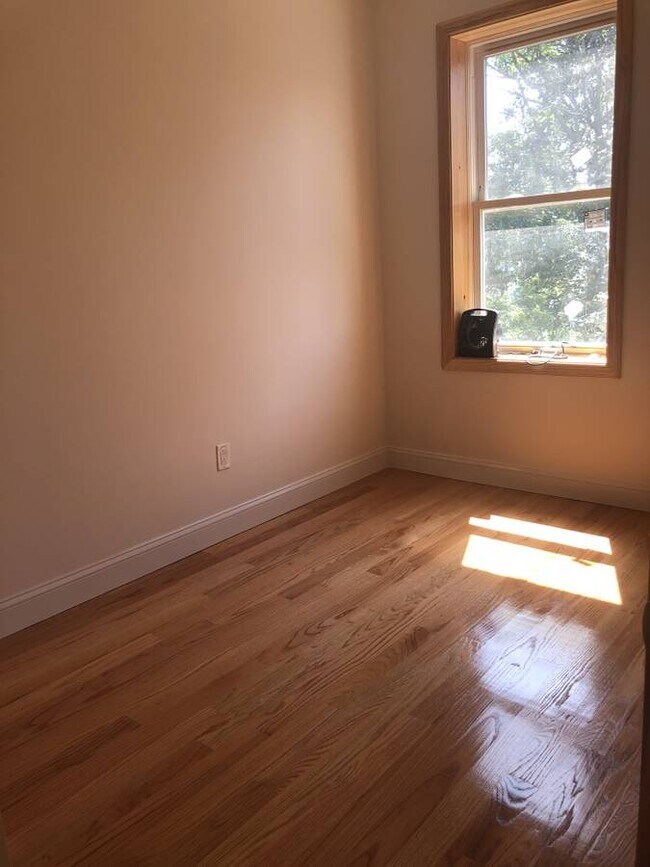 Photo - 20 Winthrop St Unit 3