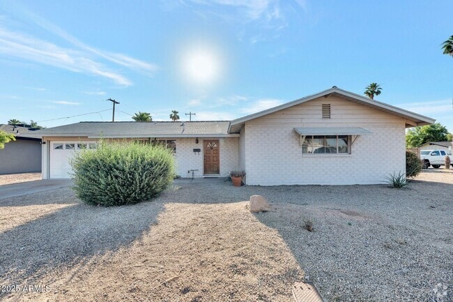 Building Photo - 4521 N 75th Pl Rental