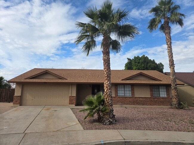 Building Photo - 4 bed 2 bath single story home in Alta Mesa + RV gate and large backyard