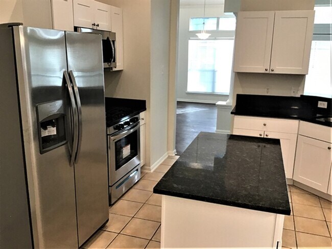 Photo - 15207 Henderson Point Dr