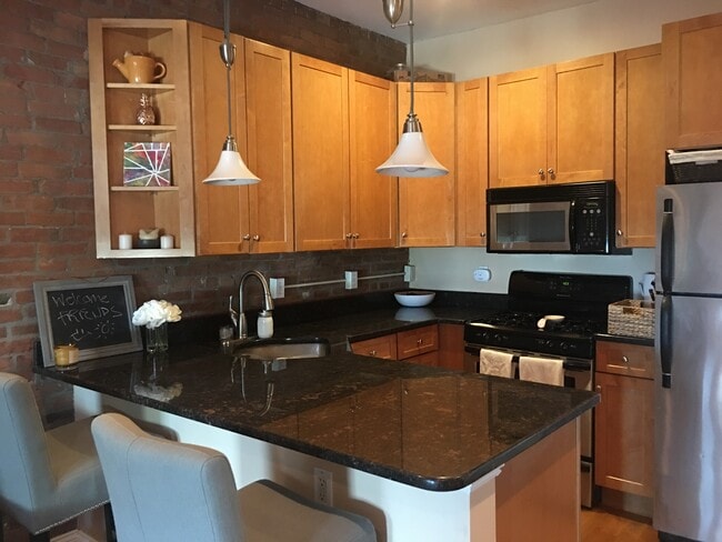 Efficient Kitchen - 241 Boston St Unit 2