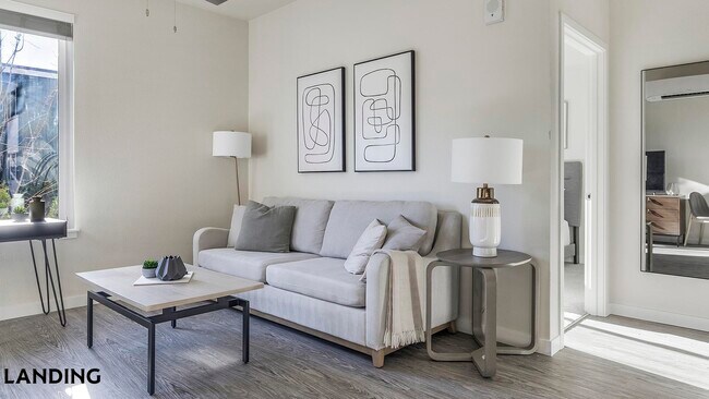 3158 SW 12th Ave Unit 01-207