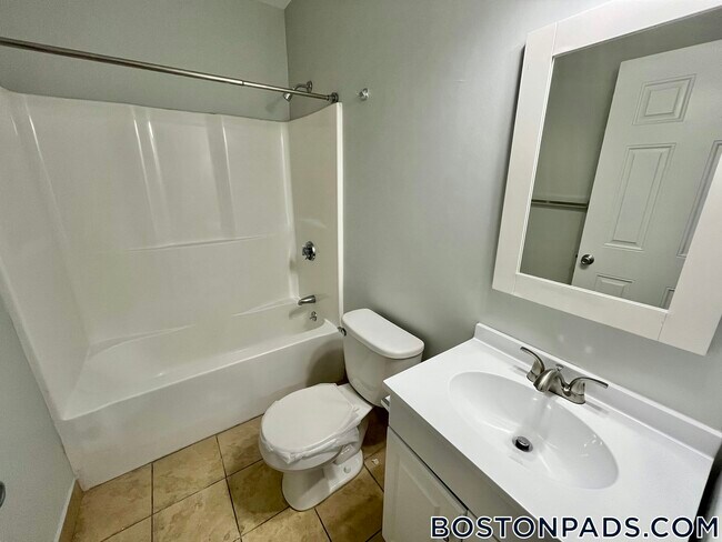 Photo - 26 Portland St Unit 233