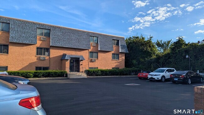 Photo - 65 California St