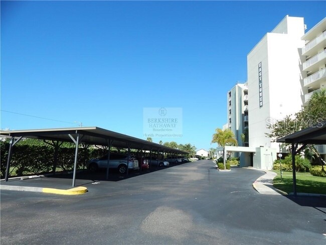 Photo - 300 Woodette Dr Unidad 605A