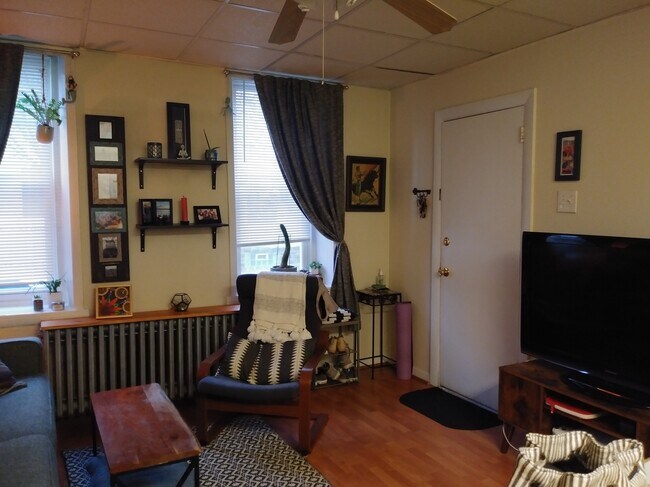 Photo - 3454 Sunnyside Ave Unidad 1