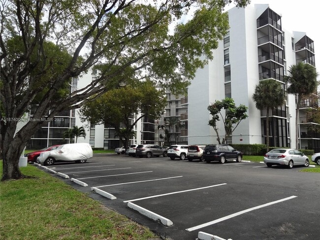 Photo - 3401 N Country Club Dr Unit EI506