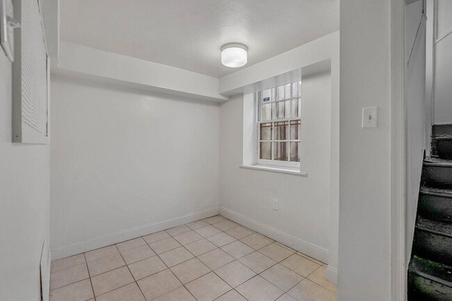 Photo - 1925 Waverly St