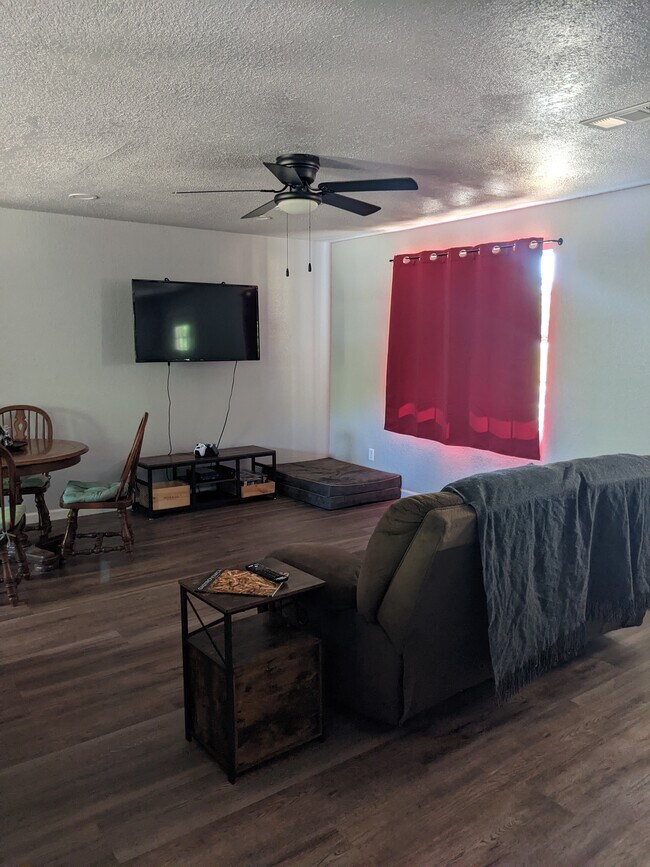 1012 S McKinley Ave Rental House Rental in Calera, OK