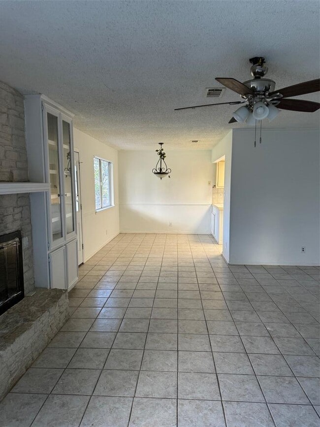 Photo - 12800 Irongate Ave