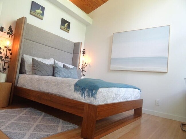 Photo - 930 Rambling Dr Cir