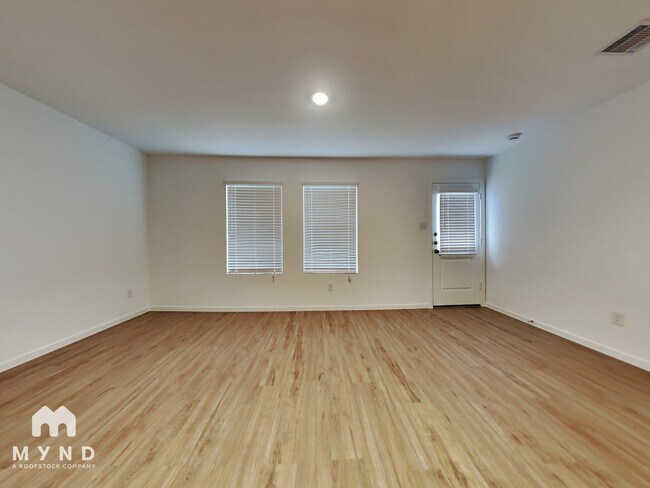 Photo - 21645 Balzola Ln