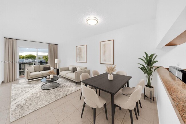 Building Photo - 3181 SW 13th St Unit 307