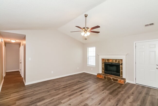 Photo - 1573 Glynn Ct