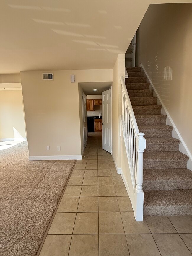 Photo - 71 Reliance Sq