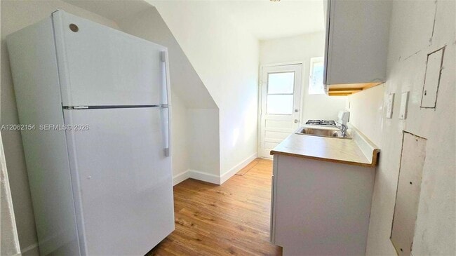 Photo - 660 84th St Unit 39