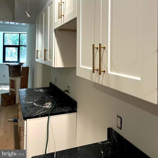 Building Photo - 36 N Narberth Ave Unit 103 Rental