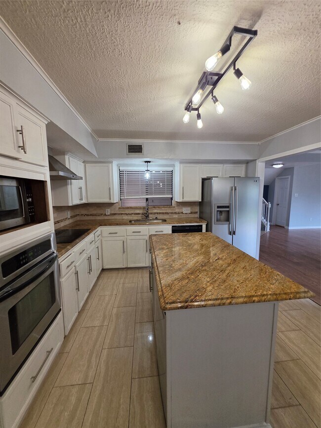 Photo - 19507 Oak Station Dr