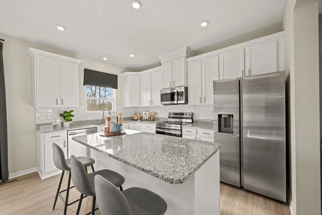 Photo - 110 Red Willow Dr