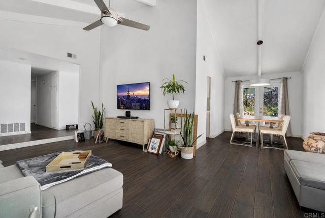 Photo - 3111 Skyline Dr