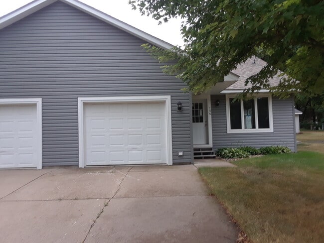 Photo - 704 S Starr Ave