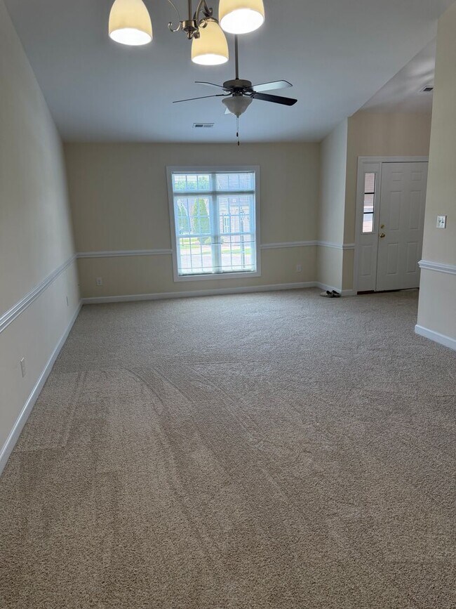 Photo - 2742 Shire Ln