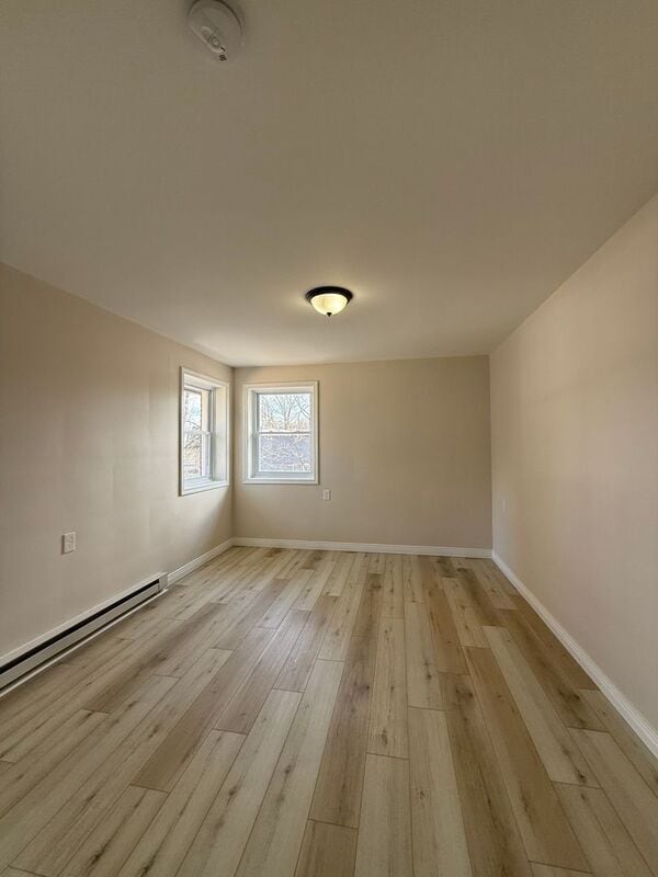Photo - 172 Stonewood Ave Unit Apartment #3