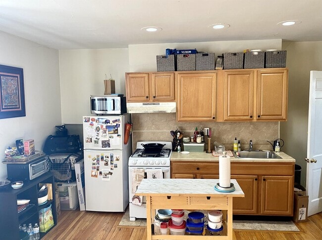 Photo - 244-246 S 21st St Unit 4F