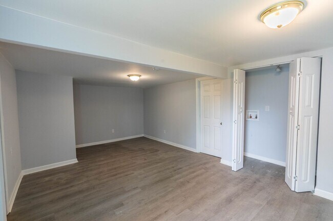 Photo - 1 bd for rent.