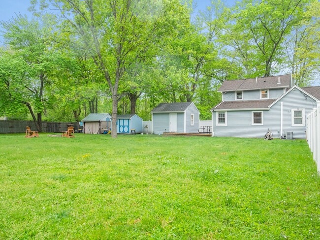 Photo - 36 Brackett Rd