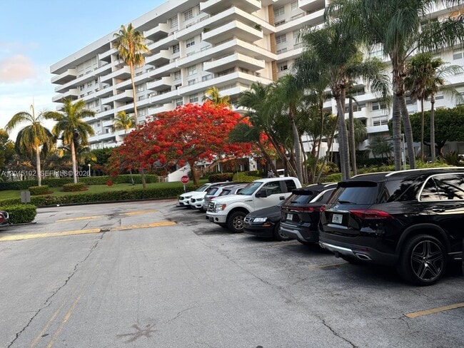 Building Photo - 199 Ocean Ln Dr Unit 113
